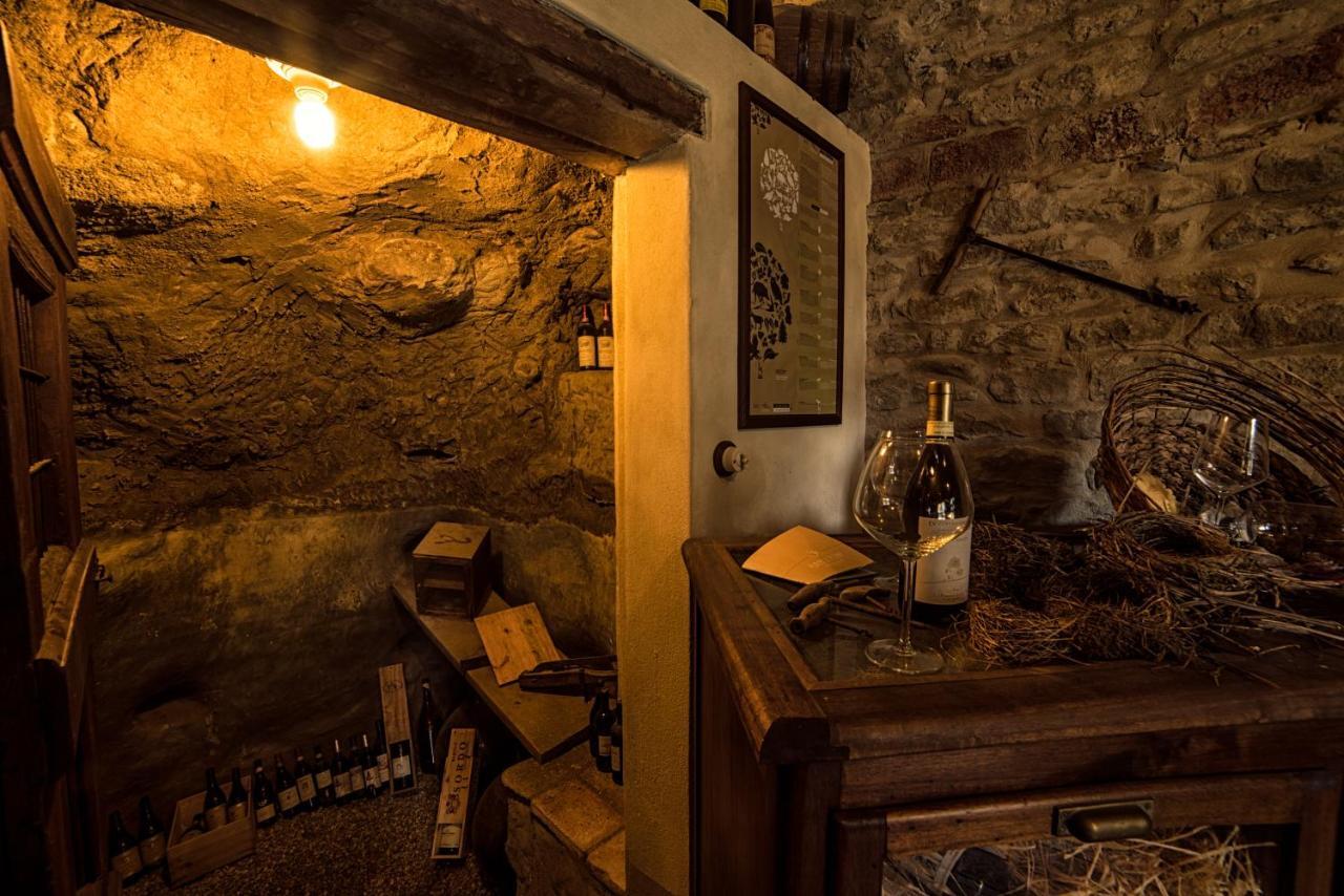 Dimora Storico Romantica Il Sole E La Luna Cerretto Langhe Ngoại thất bức ảnh